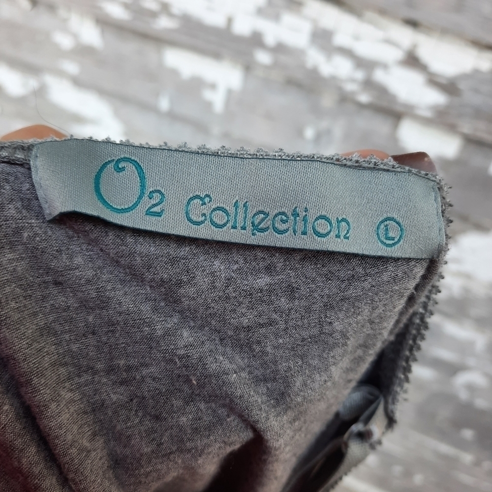 🌟 O2 collection tank top size large - Picture 7 of 7